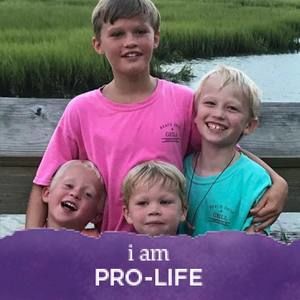 Meet your Posher, Vickie